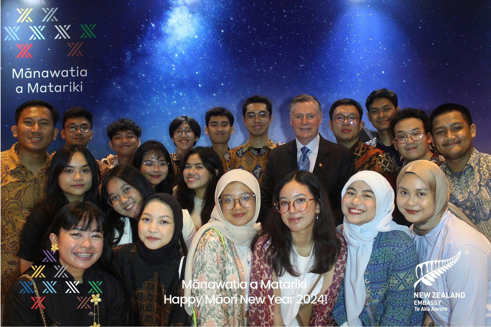 Matariki Naluri with IISMA students